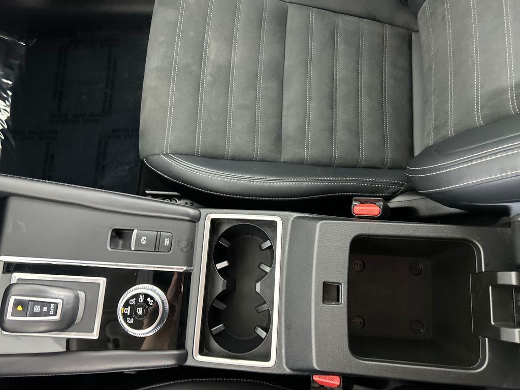 used 2024 Mitsubishi Outlander car, priced at $23,801