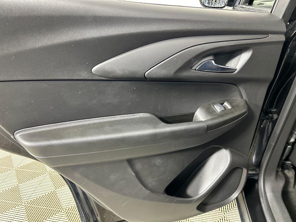 used 2023 Chevrolet TrailBlazer car, priced at $26,291
