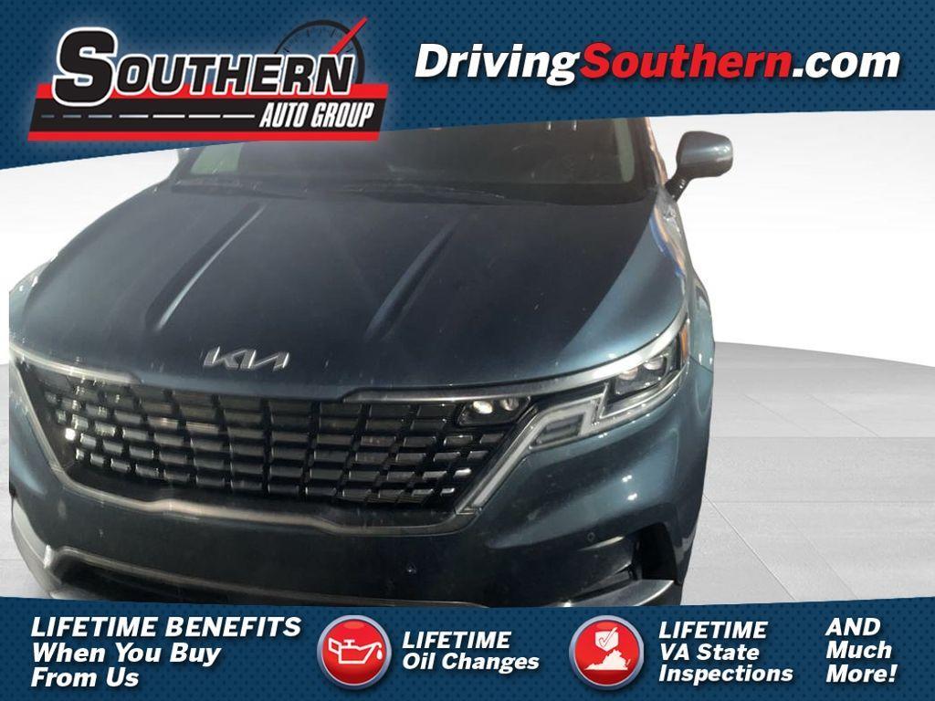 used 2023 Kia Carnival car, priced at $32,808