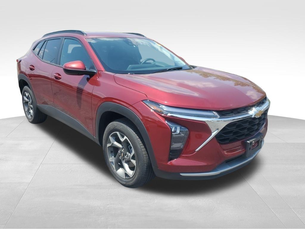 used 2024 Chevrolet Trax car, priced at $22,070
