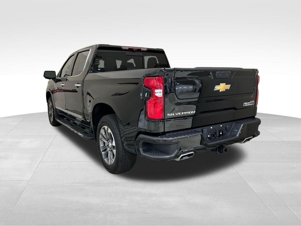 used 2025 Chevrolet Silverado 1500 car, priced at $61,700