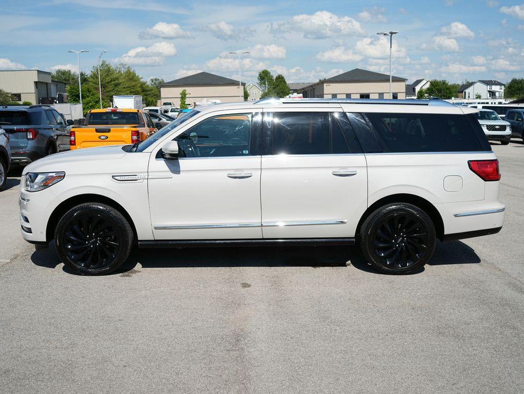 used 2020 Lincoln Navigator car, priced at $31,082