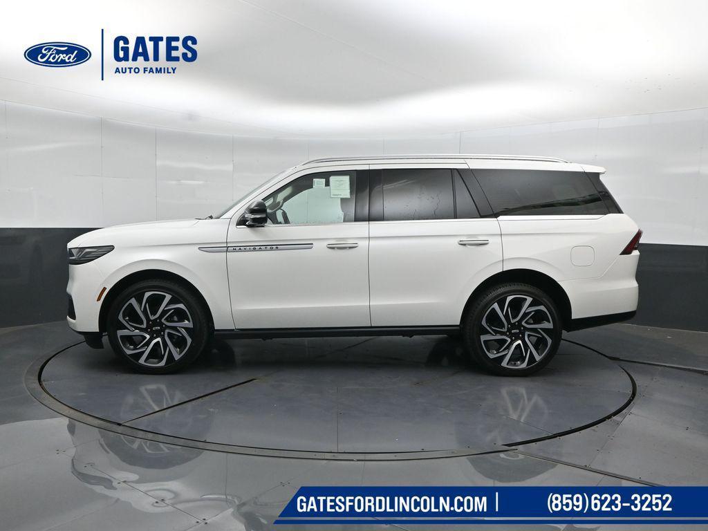 new 2026 Lincoln Navigator car, priced at $99,300