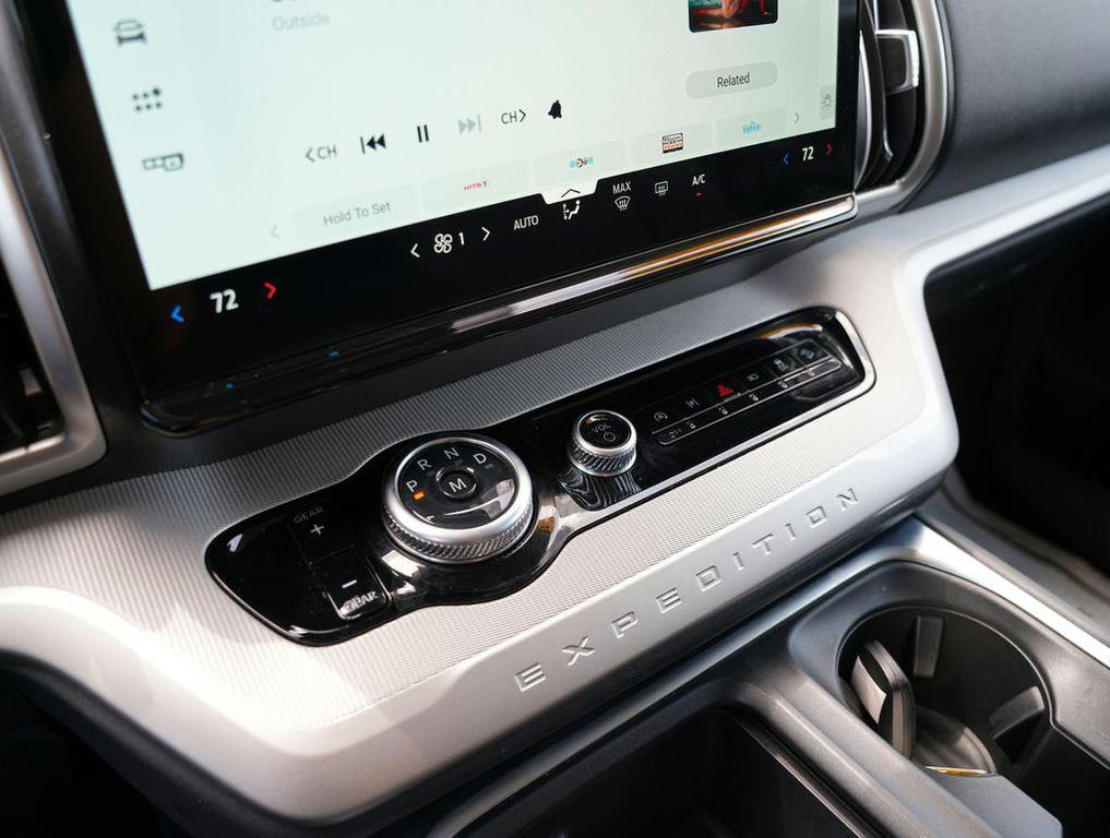 used 2025 Ford Expedition car, priced at $55,987