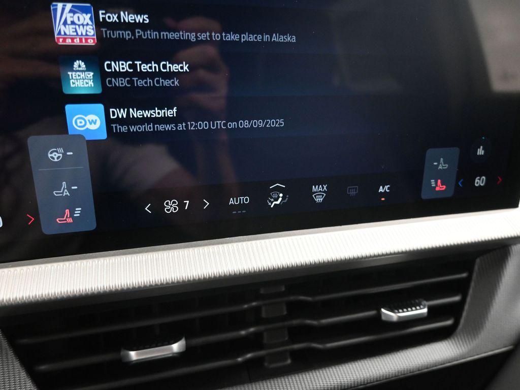 new 2025 Ford Explorer car, priced at $43,800