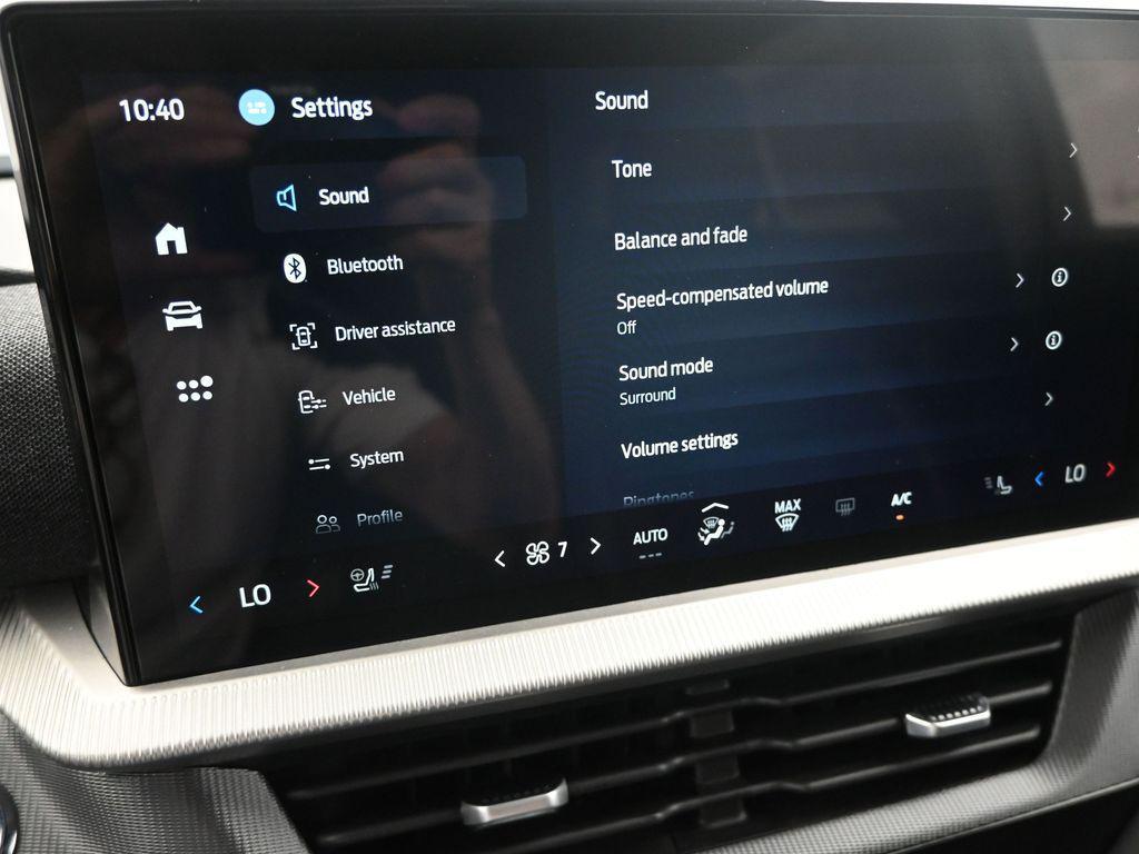 new 2025 Ford Explorer car, priced at $43,800