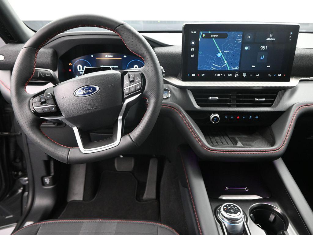 new 2025 Ford Explorer car, priced at $43,800