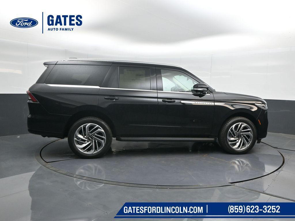 new 2026 Lincoln Navigator car, priced at $88,549