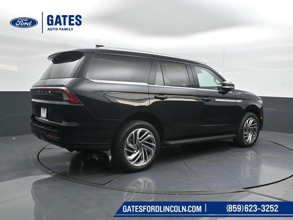 new 2026 Lincoln Navigator car, priced at $88,549