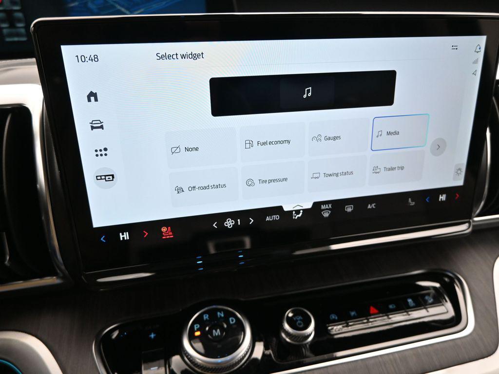 new 2025 Ford Expedition Max car, priced at $88,500