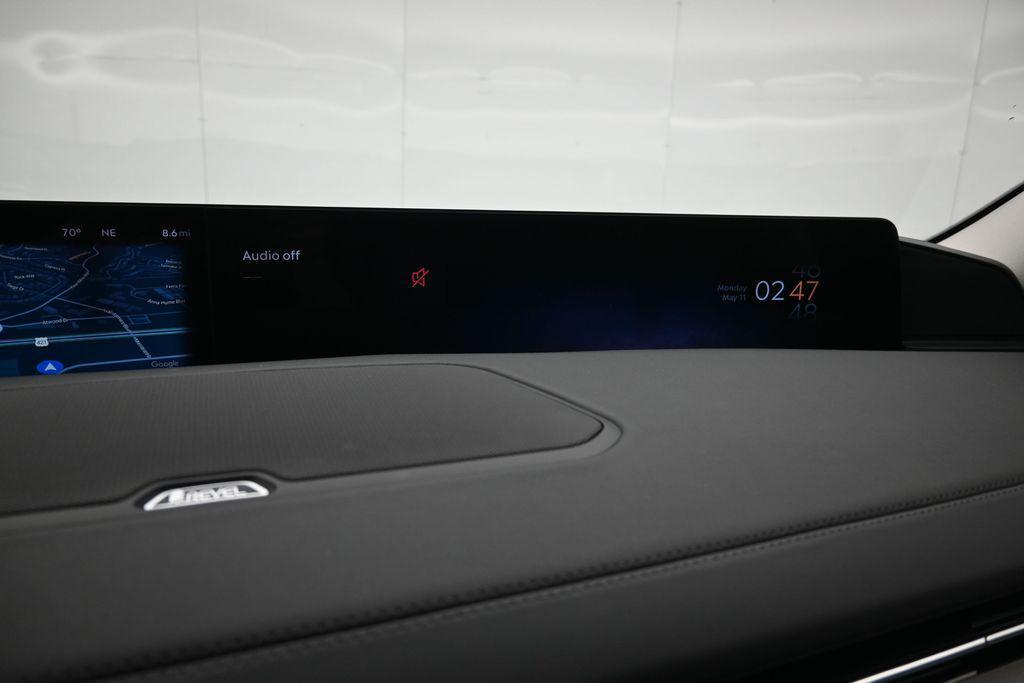 new 2026 Lincoln Navigator car, priced at $91,221