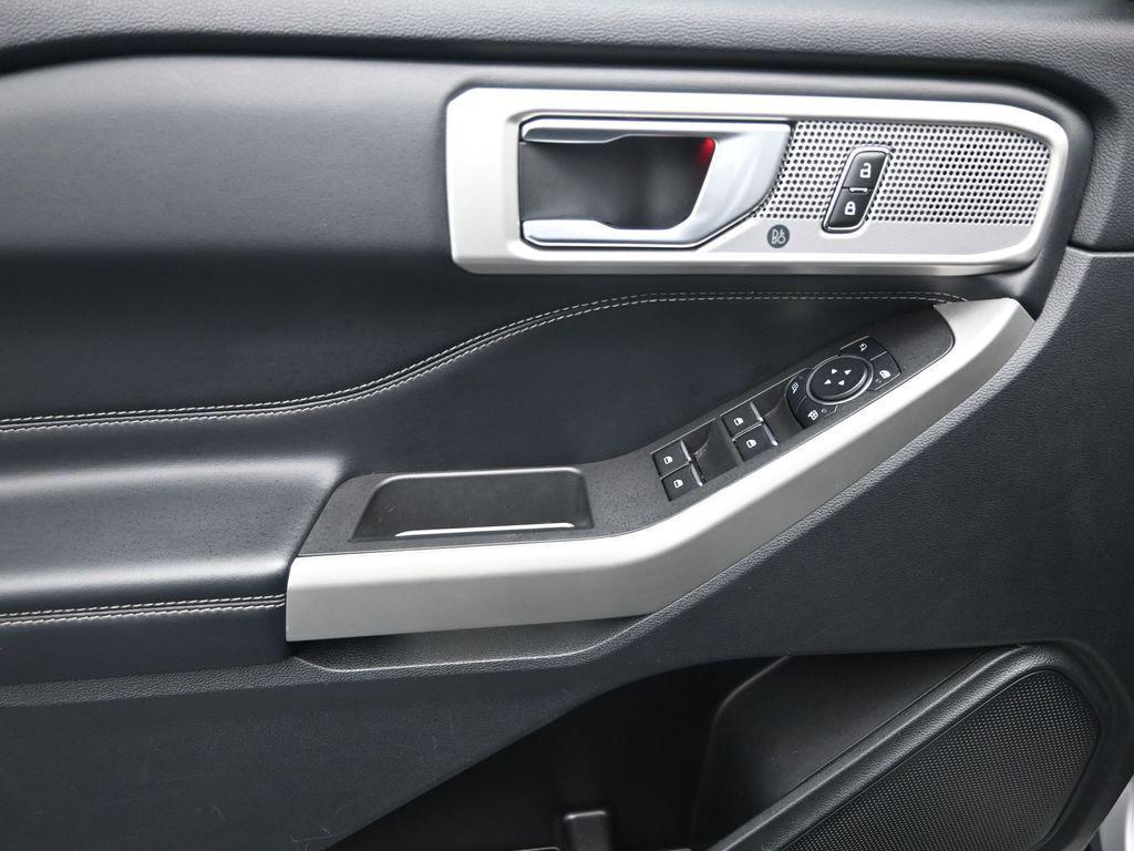 used 2023 Ford Explorer car, priced at $32,090