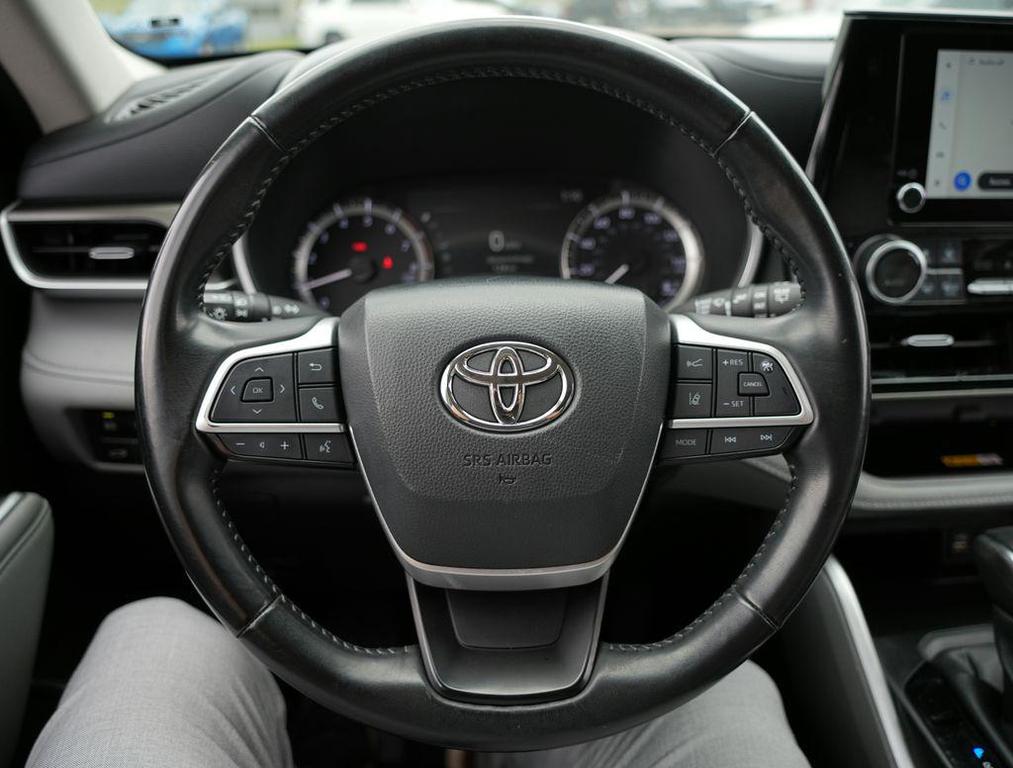 used 2024 Toyota Highlander car, priced at $39,361