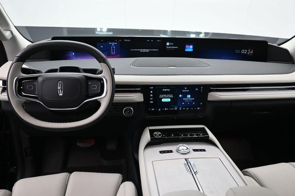 new 2026 Lincoln Navigator car, priced at $91,721