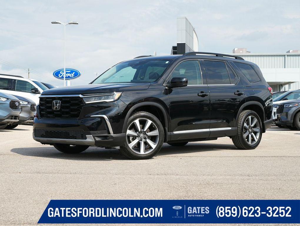 used 2023 Honda Pilot car, priced at $38,994