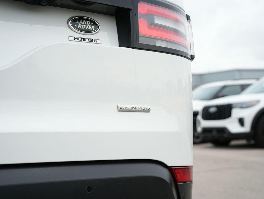 used 2018 Land Rover Discovery car, priced at $15,578