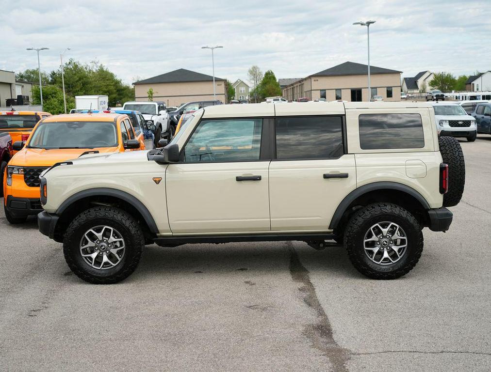 used 2025 Ford Bronco car, priced at $50,997