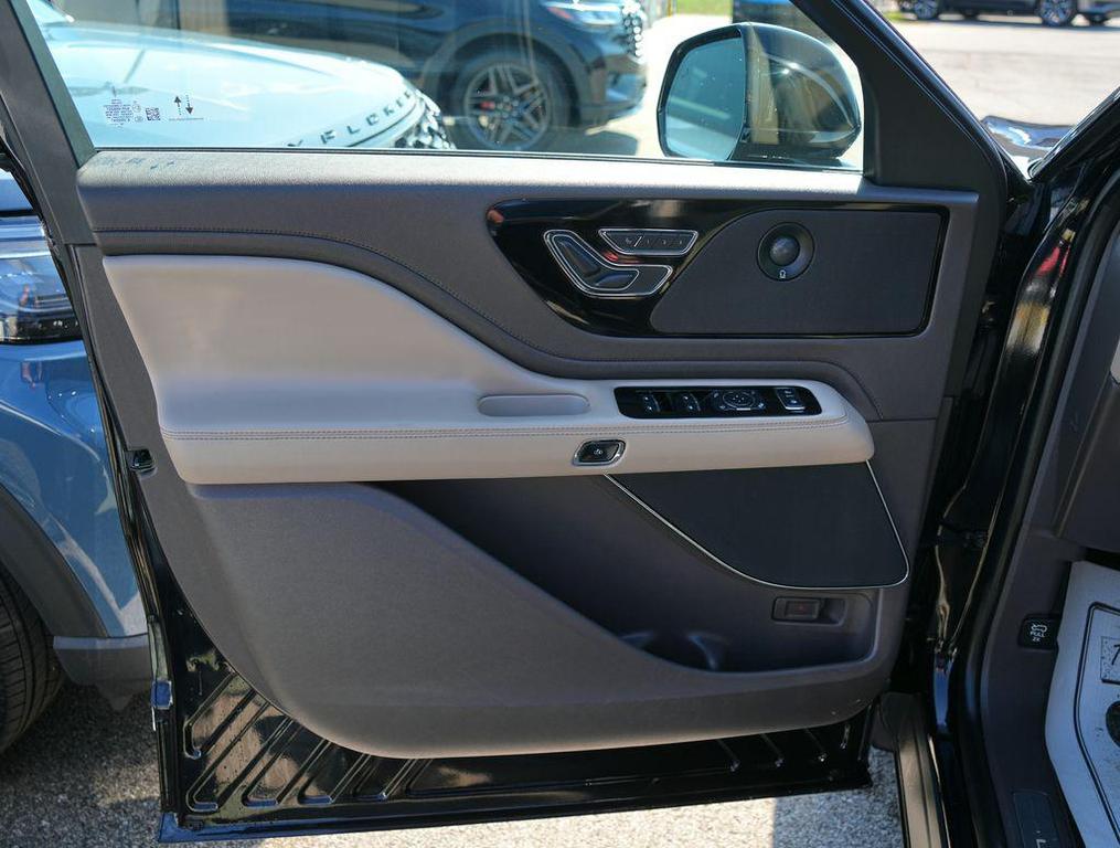used 2020 Lincoln Aviator car, priced at $23,777