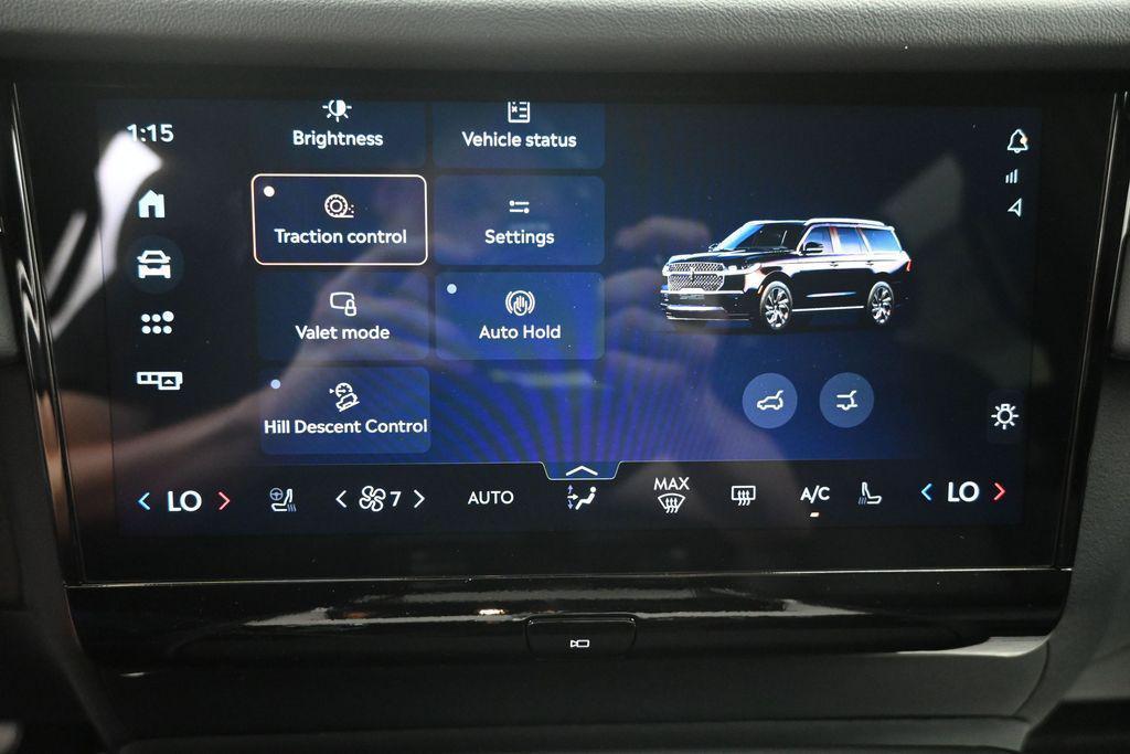 new 2027 Lincoln Navigator car, priced at $110,799