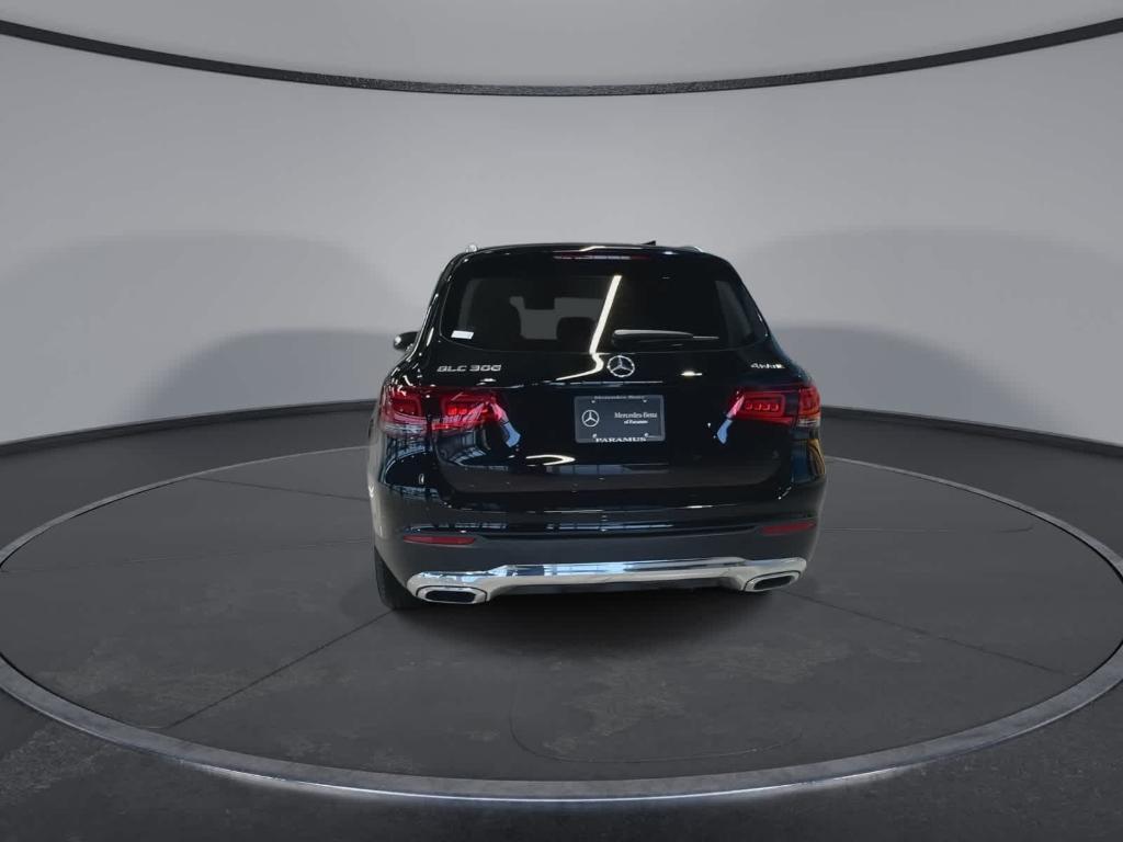 used 2022 Mercedes-Benz GLC 300 car, priced at $32,076