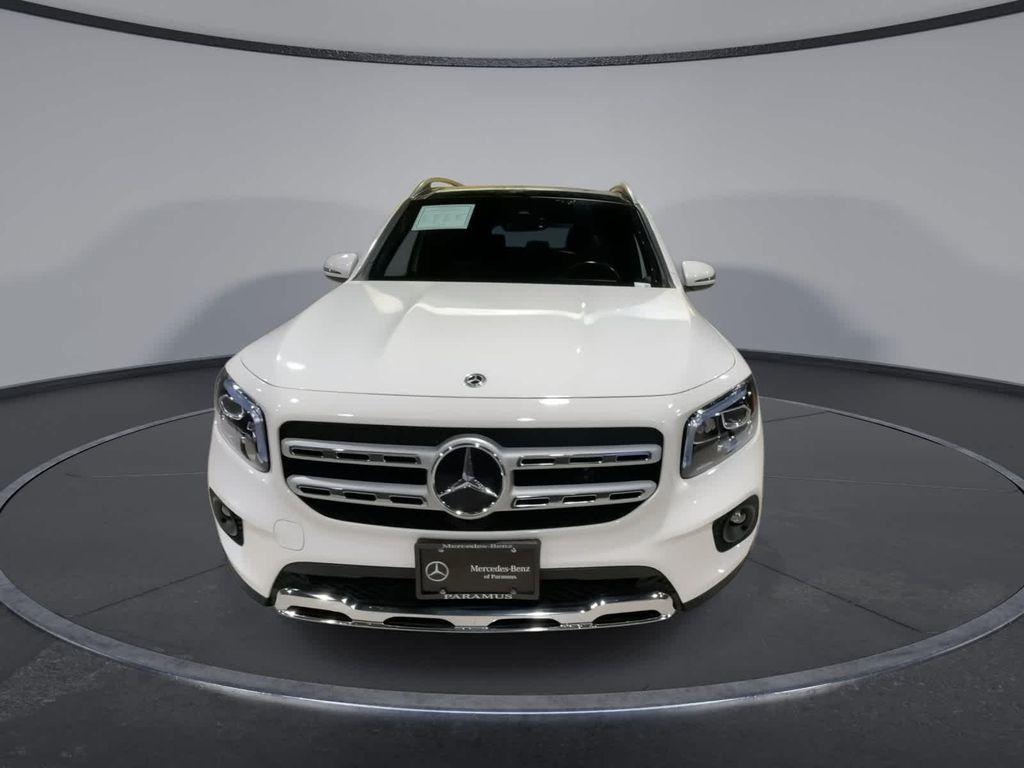 used 2022 Mercedes-Benz GLB 250 car, priced at $27,457