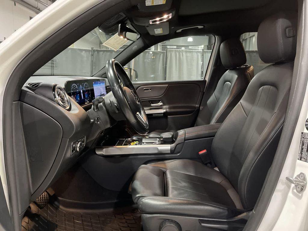 used 2022 Mercedes-Benz GLB 250 car, priced at $27,457