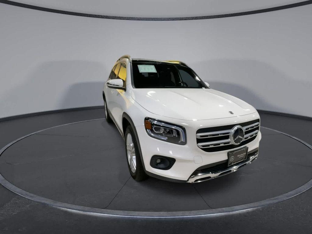 used 2022 Mercedes-Benz GLB 250 car, priced at $27,457