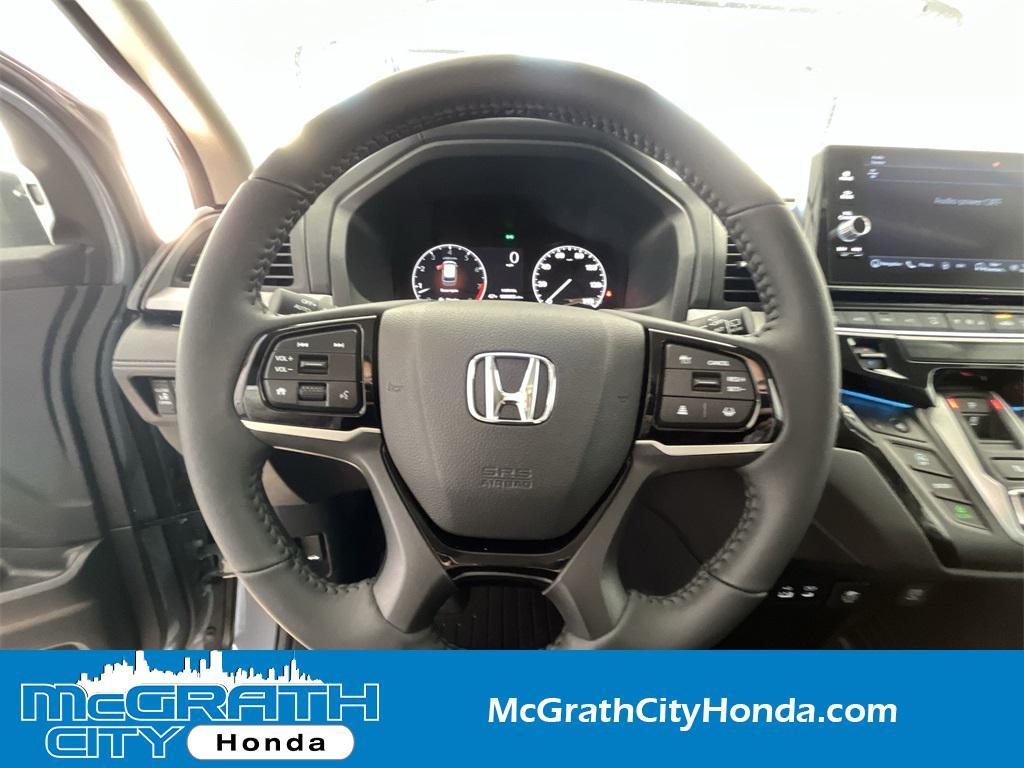 new 2026 Honda Odyssey car, priced at $49,378