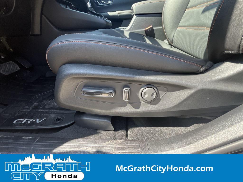 new 2026 Honda CR-V Hybrid car, priced at $43,500