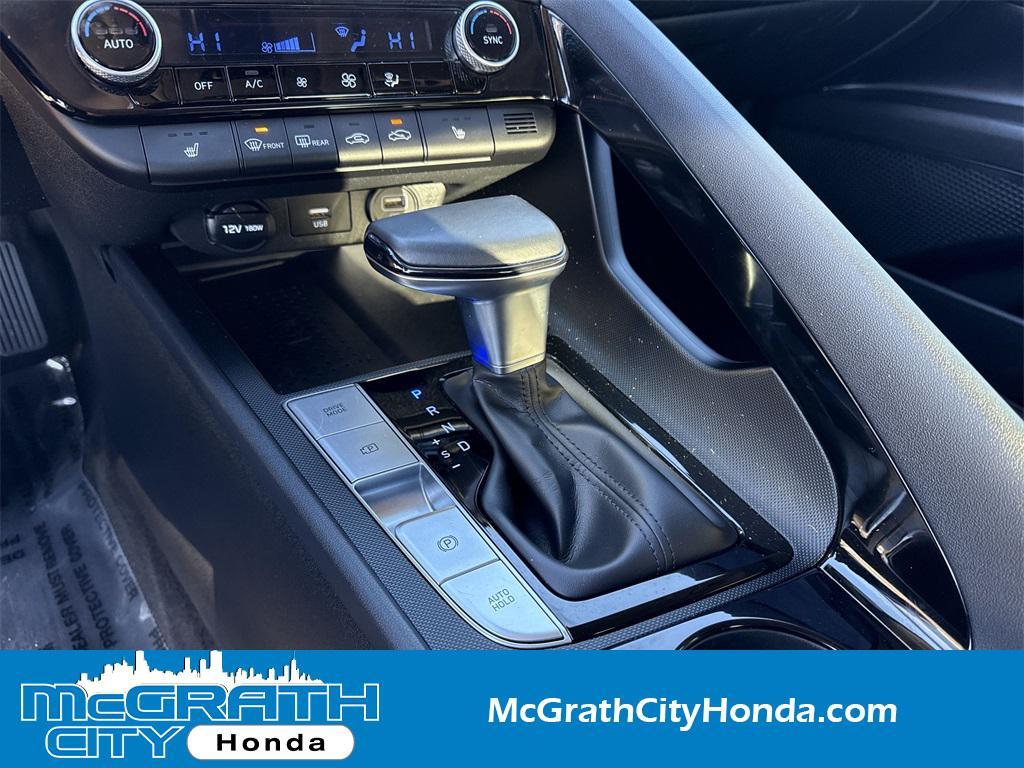 used 2022 Hyundai Elantra car, priced at $17,598