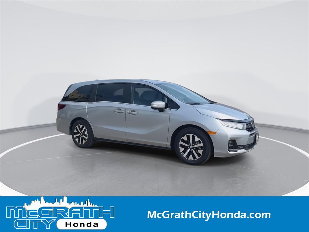 new 2026 Honda Odyssey car, priced at $41,637