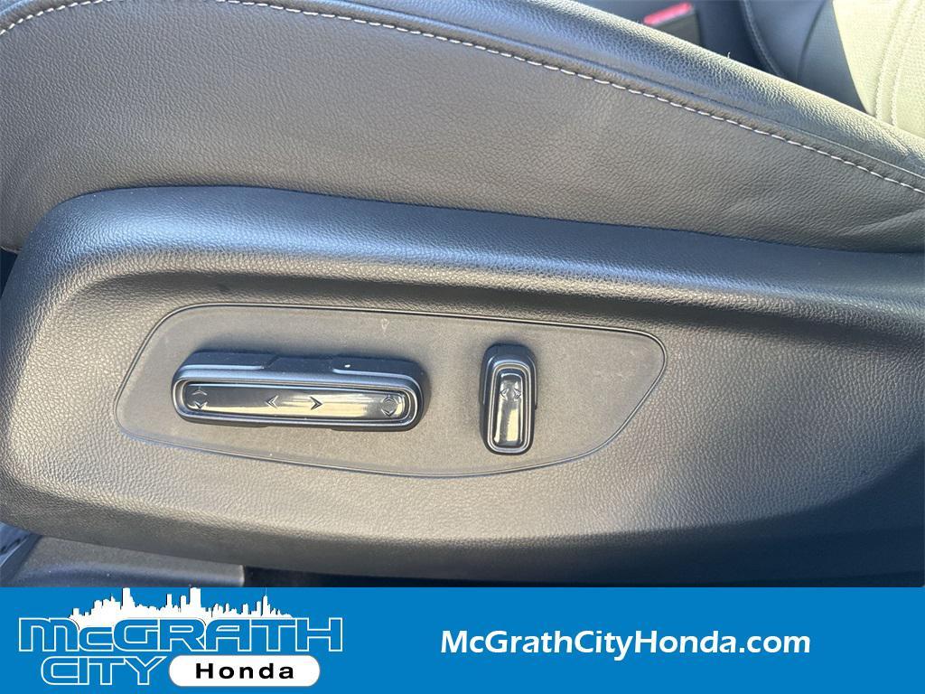 used 2025 Honda HR-V car, priced at $28,865