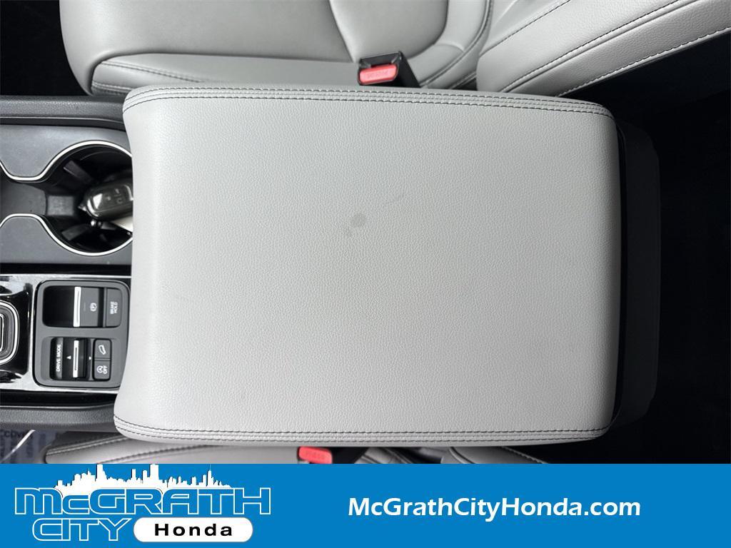 used 2025 Honda Pilot car, priced at $39,699