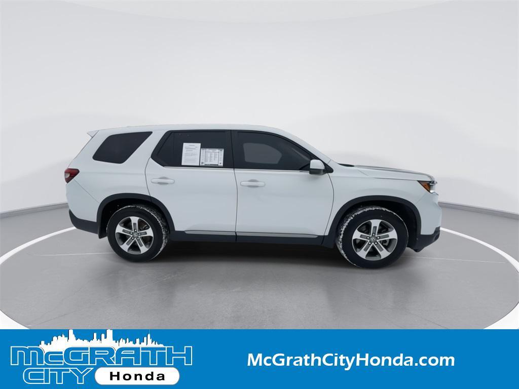 used 2025 Honda Pilot car, priced at $39,699