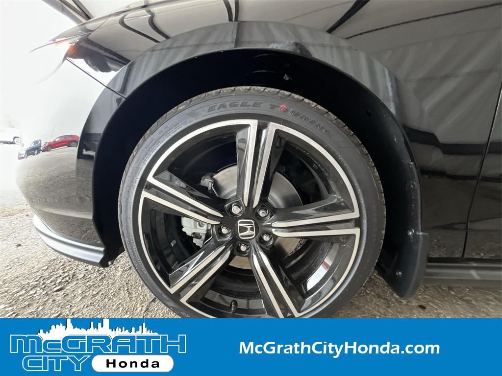 new 2025 Honda Accord Hybrid car, priced at $33,268