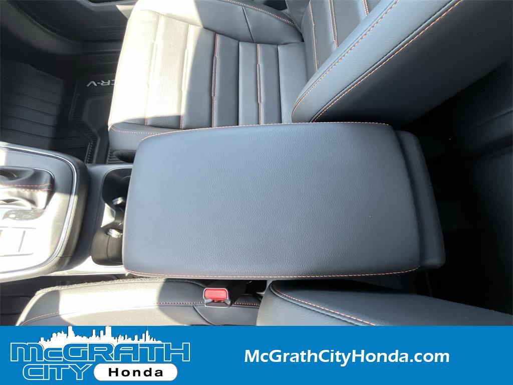 new 2026 Honda CR-V Hybrid car, priced at $43,955