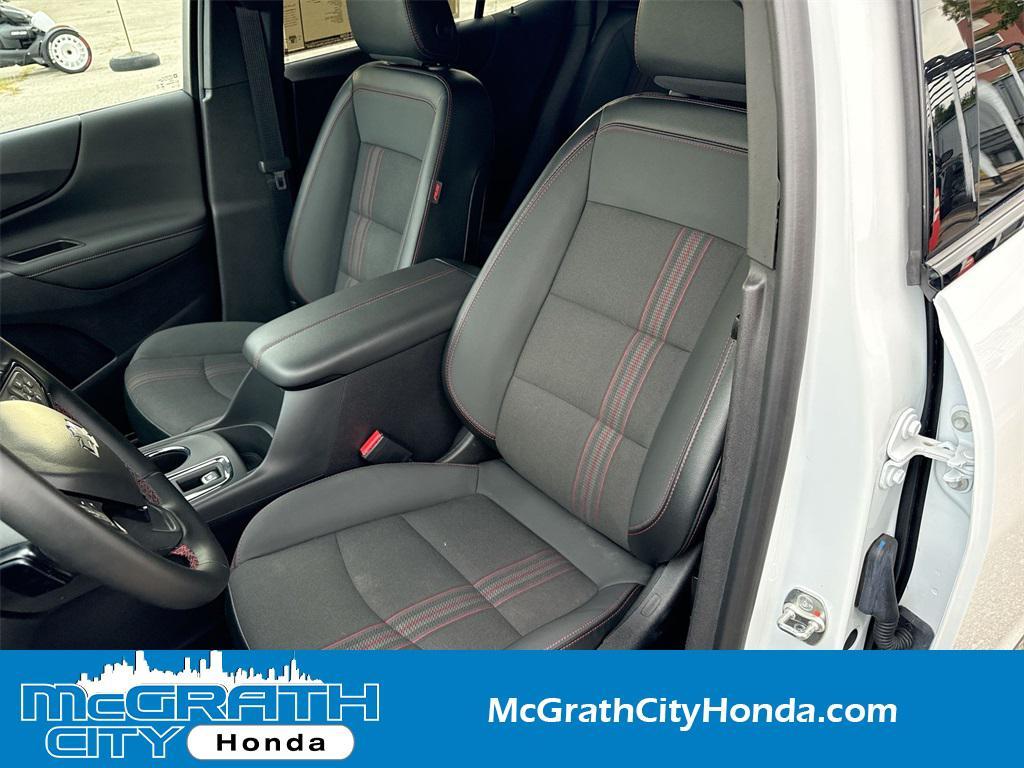 used 2024 Chevrolet Equinox car, priced at $25,389