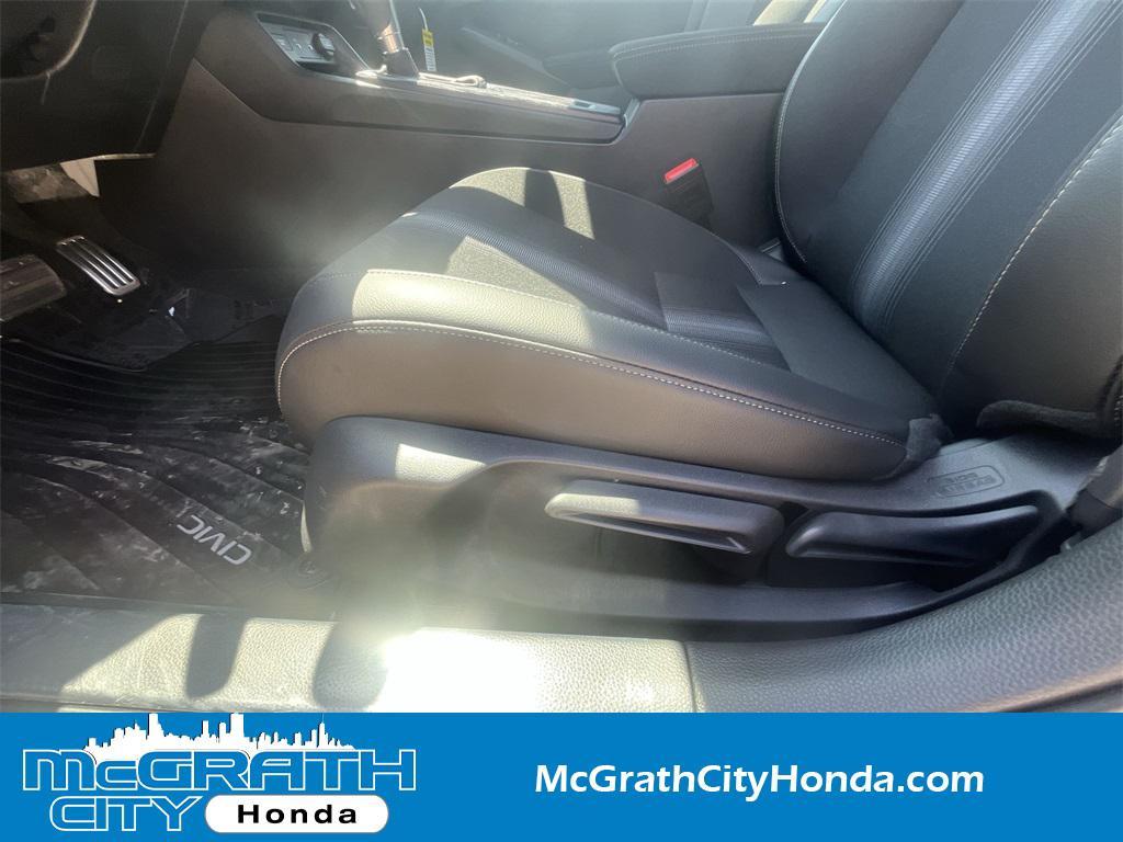 new 2026 Honda Civic Hybrid car, priced at $30,352