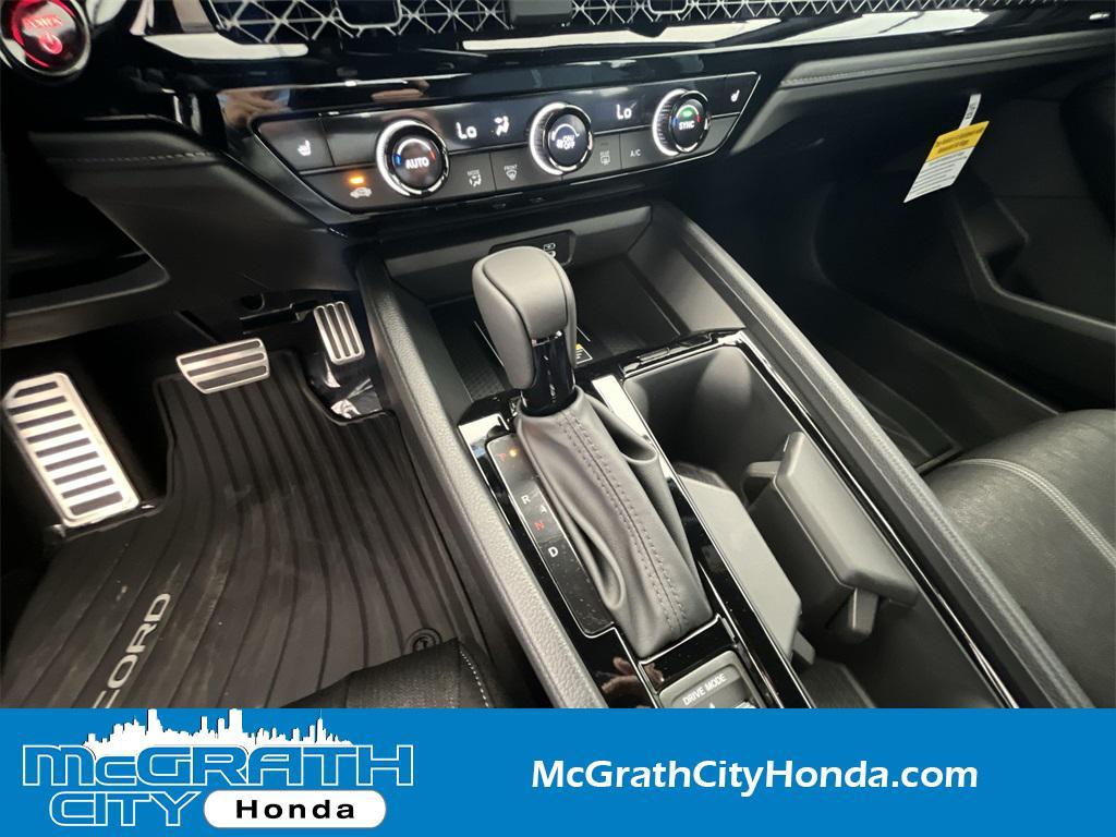 new 2025 Honda Accord Hybrid car, priced at $33,700