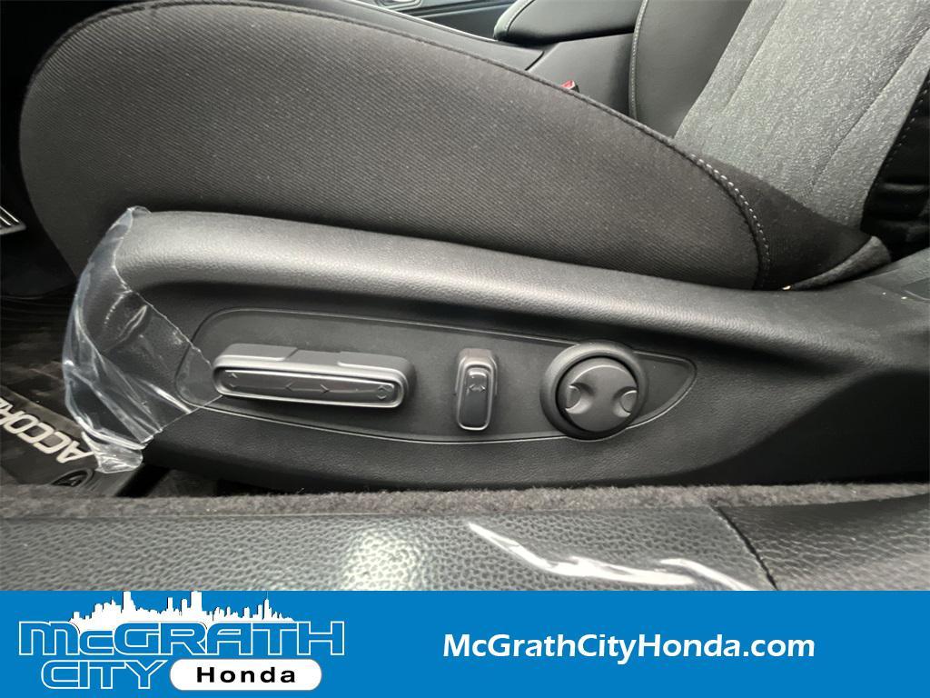 new 2025 Honda Accord Hybrid car, priced at $33,700