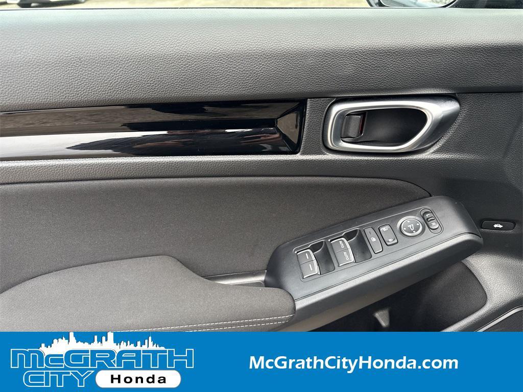 used 2025 Honda Civic Hybrid car, priced at $28,148