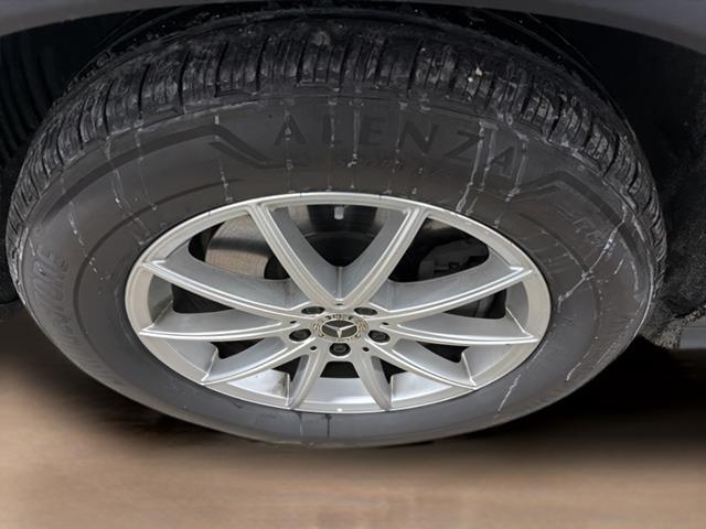 used 2024 Mercedes-Benz GLE 450 Plug-In Hybrid car, priced at $46,949