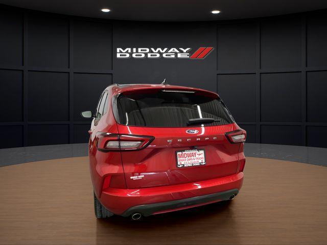 used 2024 Ford Escape car, priced at $20,999