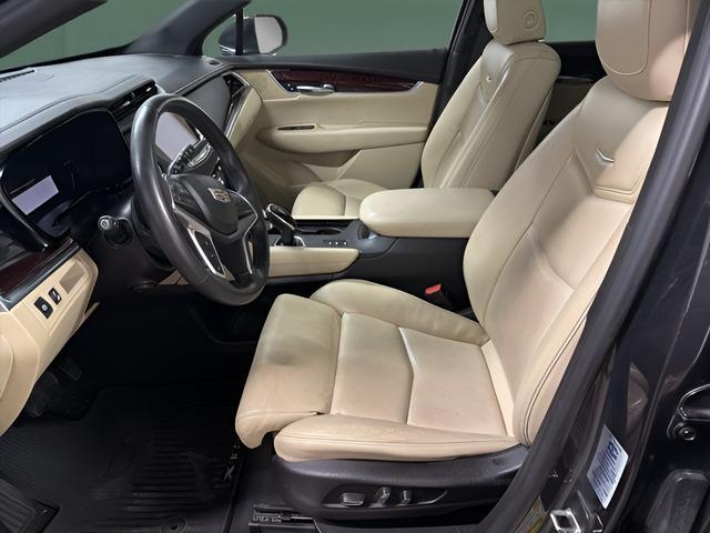 used 2017 Cadillac XT5 car, priced at $16,949