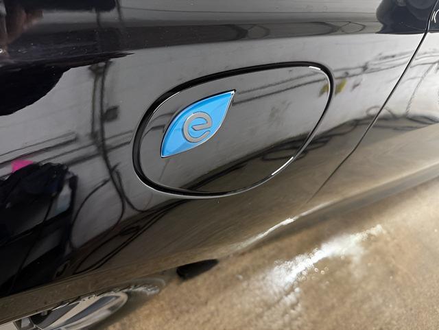 used 2024 Chrysler Pacifica Hybrid car, priced at $28,949
