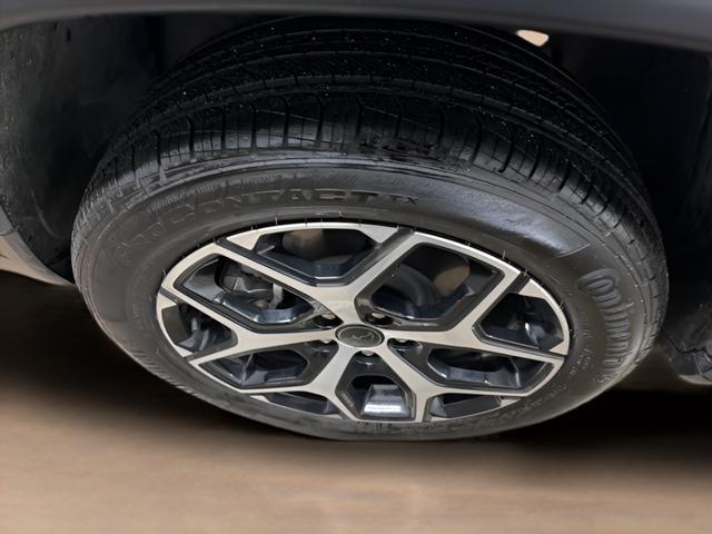 used 2025 Jeep Compass car, priced at $27,949