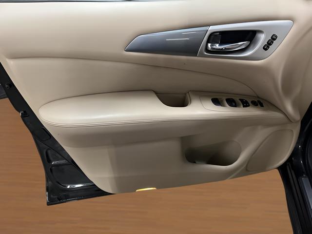 used 2018 Nissan Pathfinder car, priced at $12,949