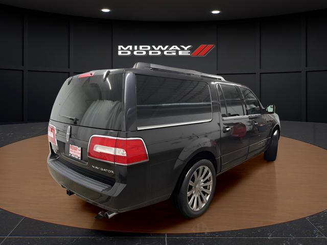 used 2014 Lincoln Navigator car, priced at $15,949