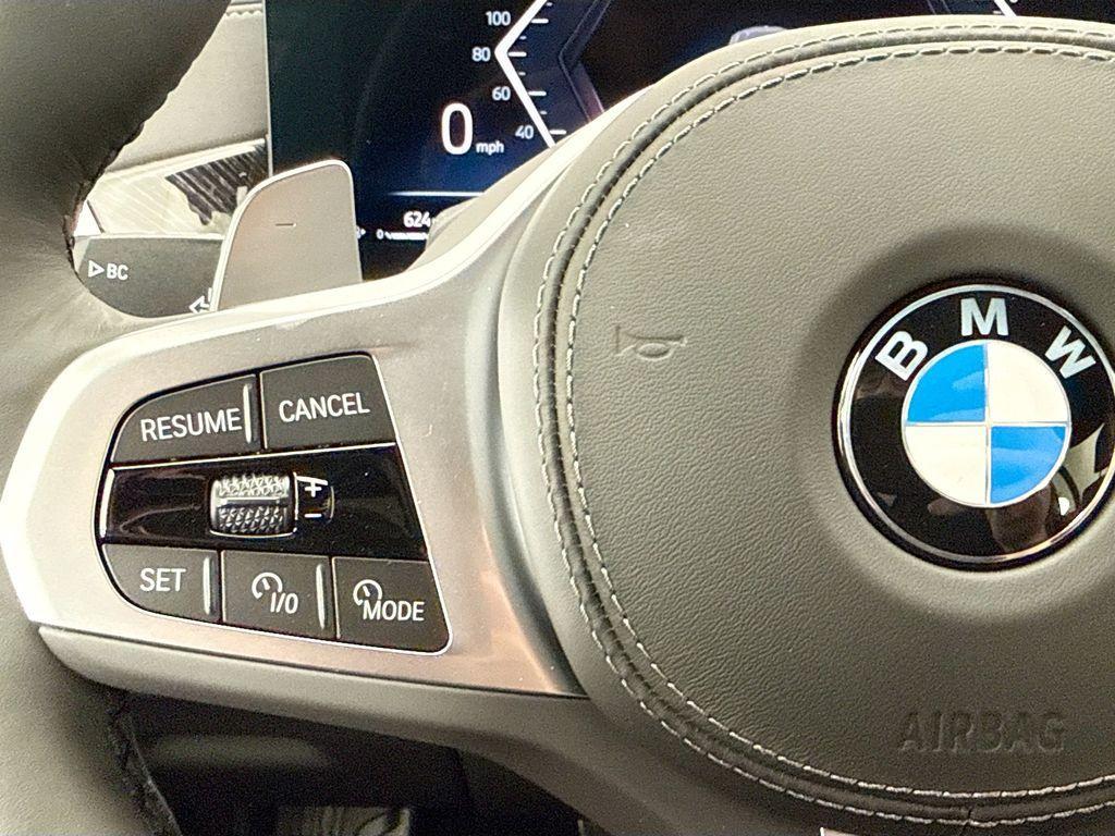 new 2027 BMW X7 car, priced at $100,162