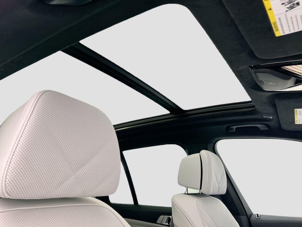 new 2026 BMW X5 PHEV car, priced at $90,517